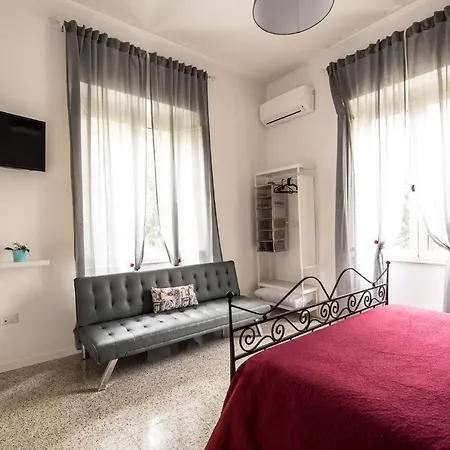 Il Giardino Di Vico Neve Nápoles