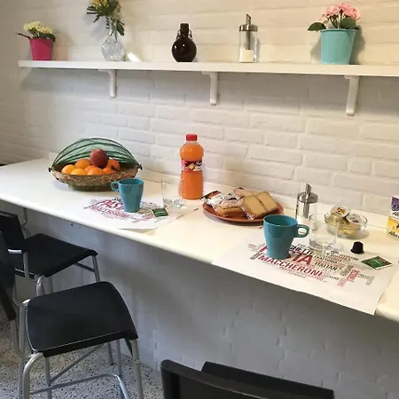 Alojamento de Acomodação e Pequeno-almoço Il Giardino Di Vico Neve Nápoles