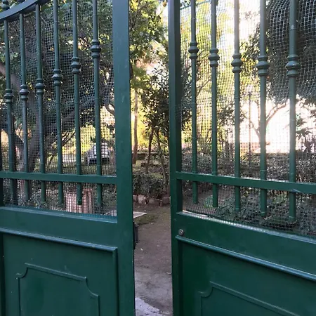 Il Giardino Di Vico Neve Nápoles