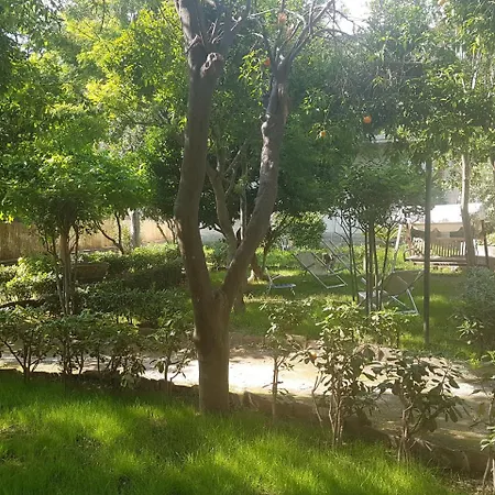 Il Giardino Di Vico Neve Bed and Breakfast 3*