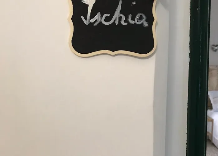 Il Giardino Di Vico Neve Panzió 4*